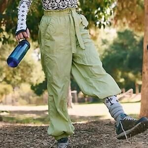 Free People FP Movement Into The Woods Pants Size Large Insect Outdoors balloon
